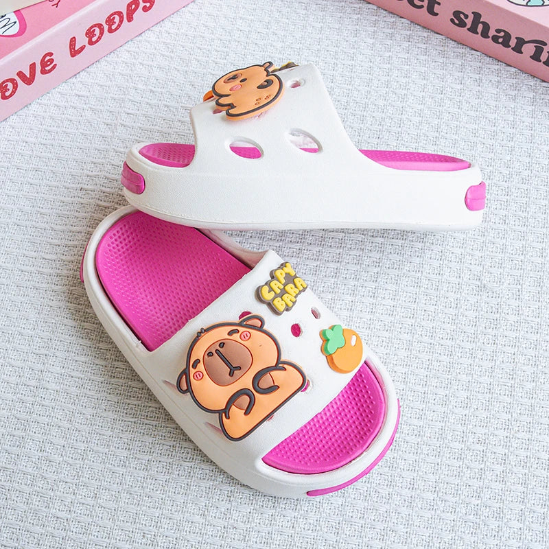 Zapatos EVA tipo zueco con figura divertida