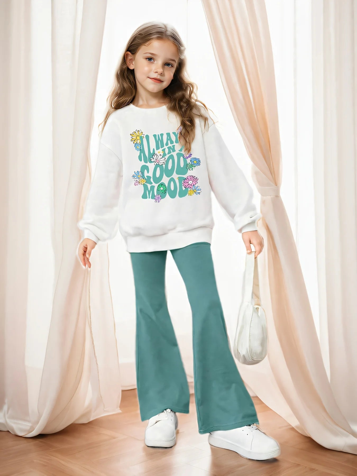 Children's Clothing for Girls with Floral and English Patterns, Off-Shoulder Pullover and Flared Pants Two-Piece Set, Blue-Green Pants, Comfortable and Versatile Set